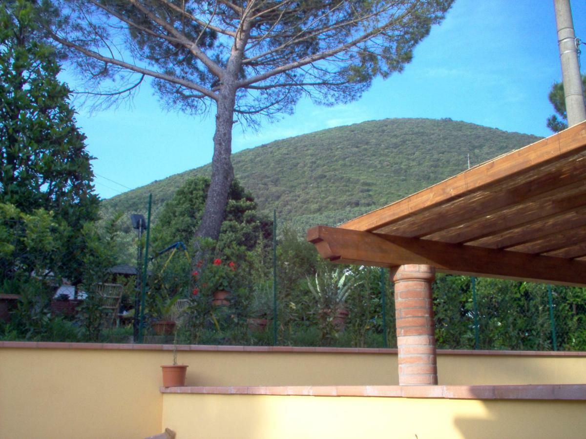 B&B La Rondine Tra Pisa E Lucca San Giuliano Terme Exterior photo